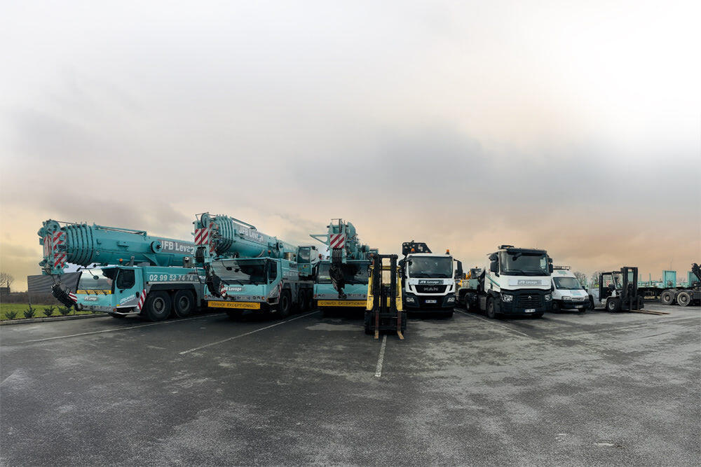 ensemble-des-vehicules-jfb-levage
