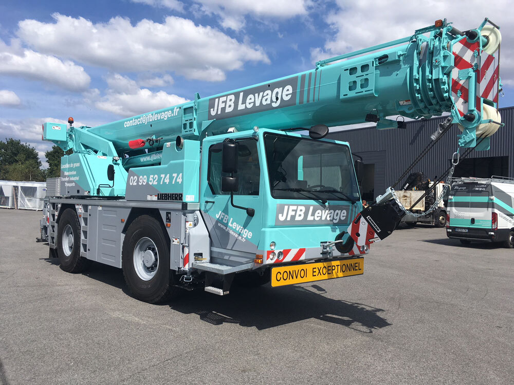 Nouvelle grue mobile Liebherr 40 tonnes JFB Levage