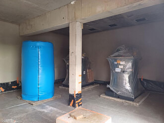 manutention-industrielle-ballon-tampon-1500L-jfb-levage